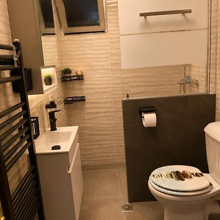 Np - Exclusive & Relaxation In * Mouzaki (Karditsa)